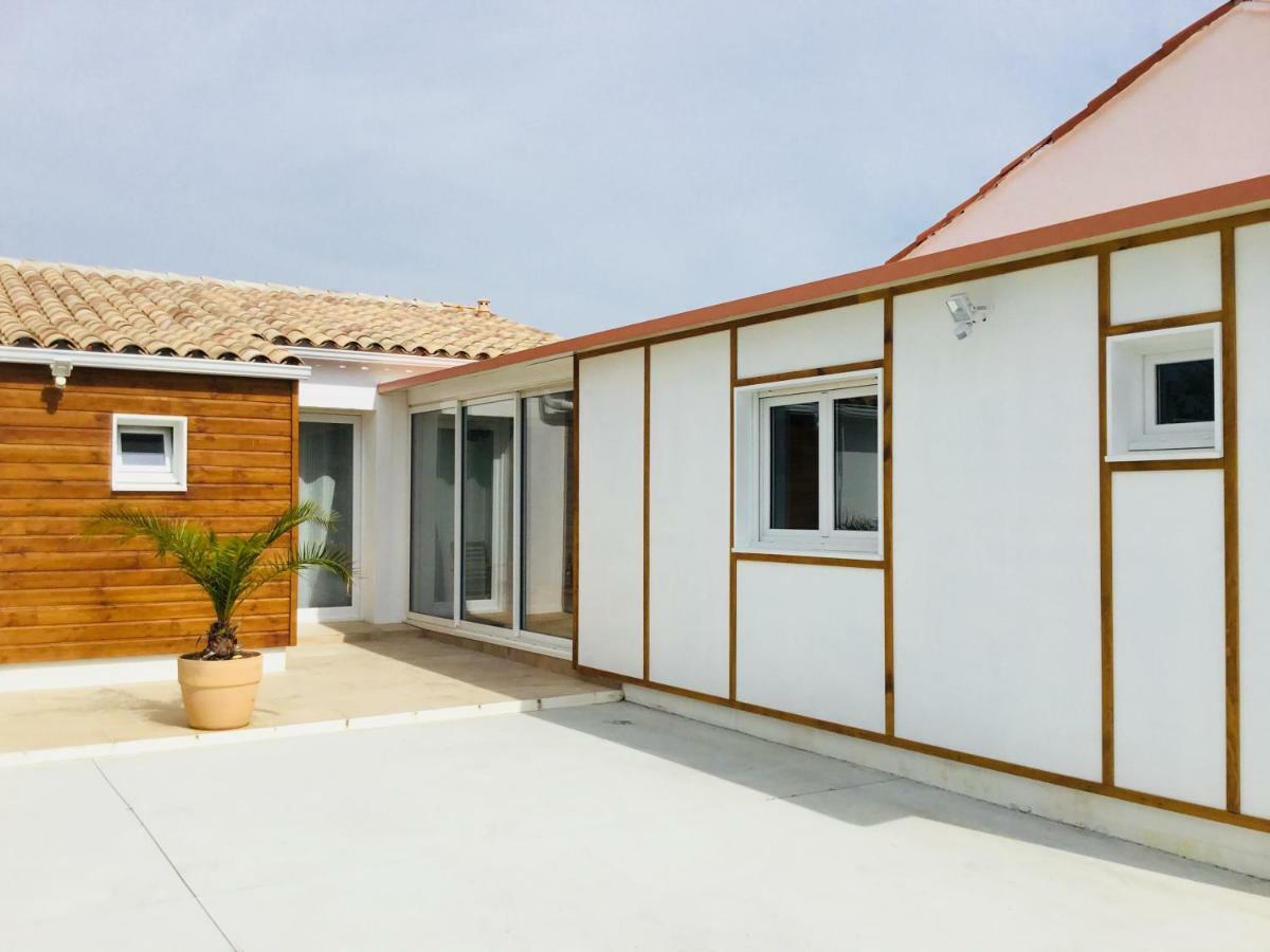 נרבון Gite Blanco Y Madera מראה חיצוני תמונה